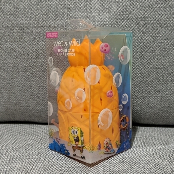 Wet n Wild x Spongebob Pineapple Sponge Case - Picture 2 of 2